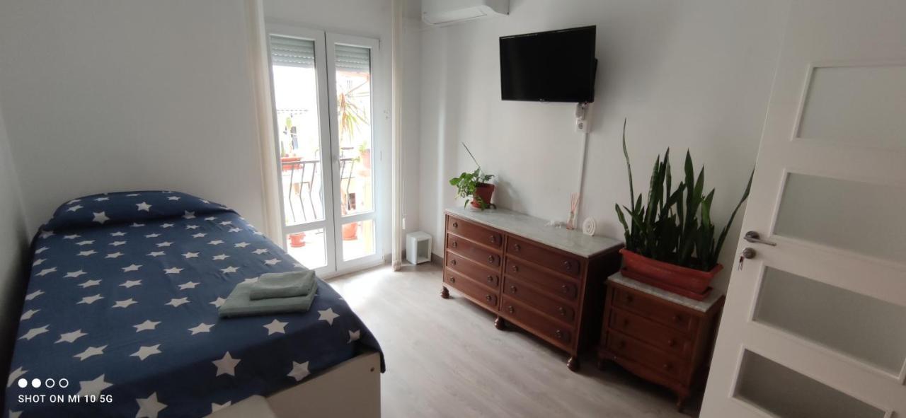 Dormitorios Piso Gandía Buitenkant foto